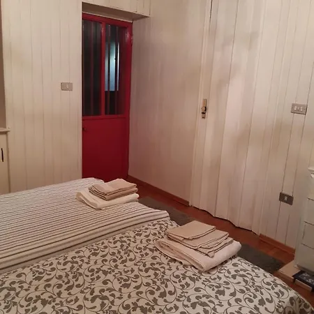 La Casa Di Albertoornella E E Ida's Bedroom Отель типа 